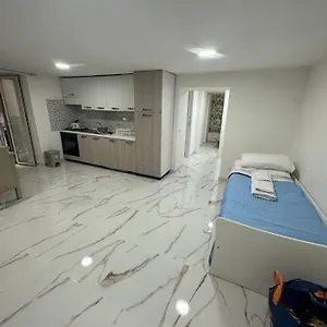 San Matteo House , Napoli Italia